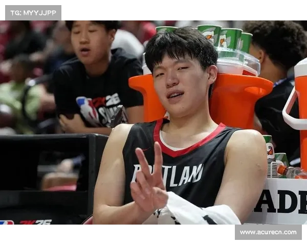 杨瀚森直言缺点明显,休赛期计划重点提升投射与减脂(杨瀚宇是谁) 杨瀚森直言缺点明显,休赛期计划重点提升投射与减脂(杨瀚宇是谁)